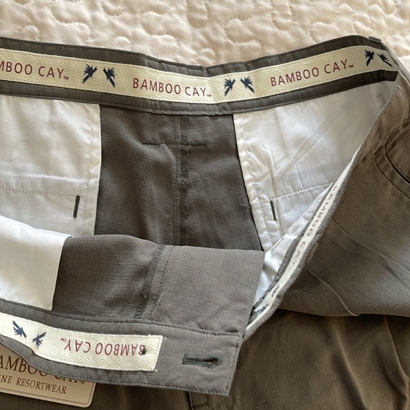 NWT men’s resort wear shorts - Picture 5 of 10